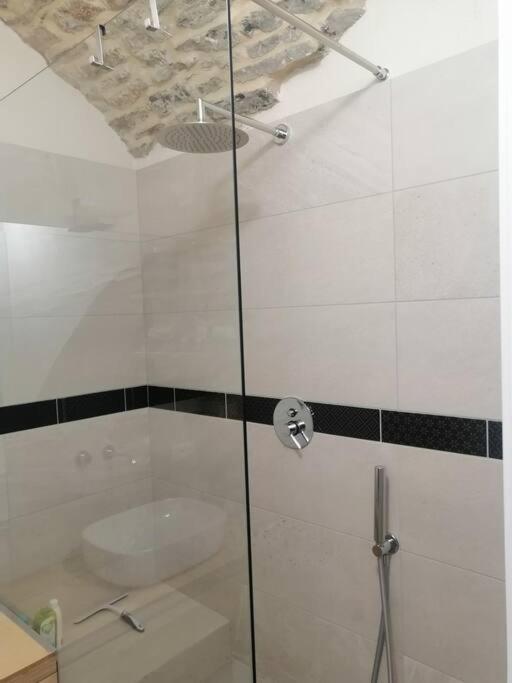 Studio Pietra E Charme Diano San Pietro Екстериор снимка